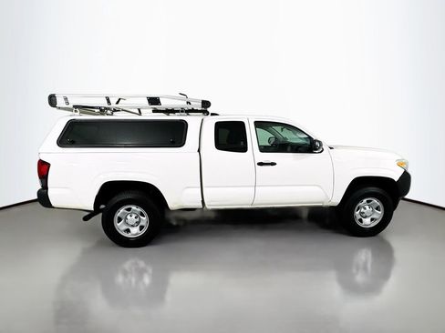 Used 2022 Toyota Tacoma SR RWD image 6