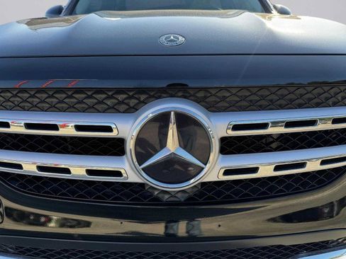 Used 2021 Mercedes-Benz GLB 250 image 12