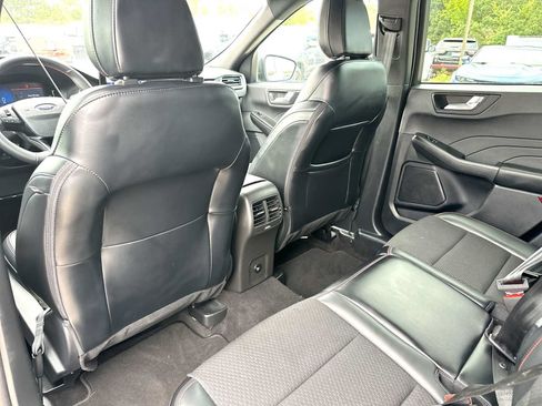 Used 2025 Ford Escape ST-Line AWD/4WD image 24