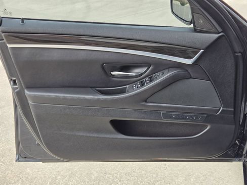 Used 2013 BMW M5 RWD image 11