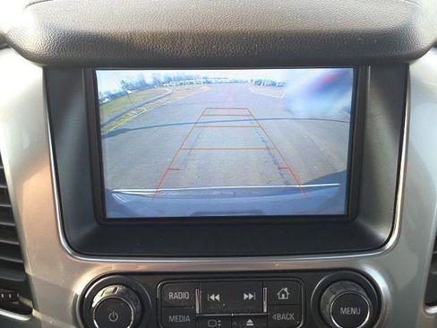 Used 2018 Chevrolet Suburban Premier image 37