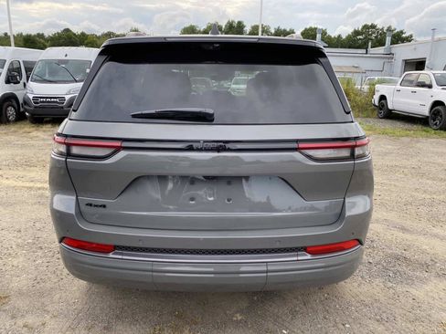 New 2027 Jeep Grand Cherokee Limited AWD/4WD image 4