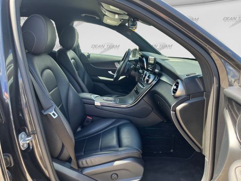 Used 2020 Mercedes-Benz GLC 300 4MATIC image 17
