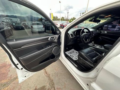 Used 2018 Jeep Grand Cherokee High Altitude AWD/4WD image 9