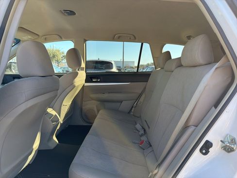 Used 2014 Subaru Outback 2.5i Premium image 5