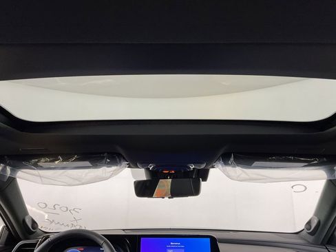 New 2025 Toyota Crown Signia image 14