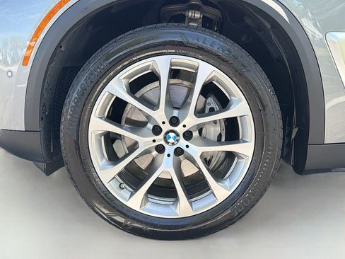 Certified 2024 BMW X5 sDrive40i w/ Premium Package image 44