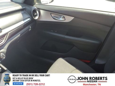 Used 2023 Kia Forte LXS image 7