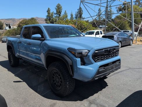 Certified 2026 Toyota Tacoma TRD Off-Road AWD/4WD image 6