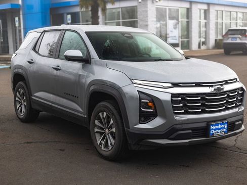 New 2026 Chevrolet Equinox LT w/ Convenience Package II image 7