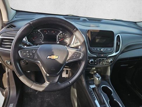 Used 2021 Chevrolet Equinox Premier image 16