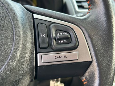 Used 2016 Subaru Crosstrek 2.0i Premium w/ Moonroof Package image 28