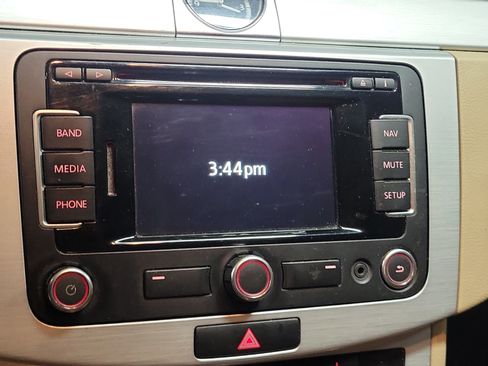 Used 2013 Volkswagen CC Sport Plus image 26