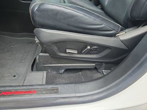 Used 2020 Ford Explorer ST w/ Premium Technology Package image 31