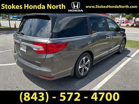 Used 2019 Honda Odyssey Touring image 3