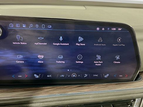 Used 2025 Chevrolet Tahoe LT image 15