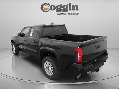 New 2026 Toyota Tacoma SR5 AWD/4WD image 10