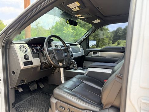 Used 2014 Ford F150 FX4 w/ Equipment Group 402A Luxury AWD/4WD image 14