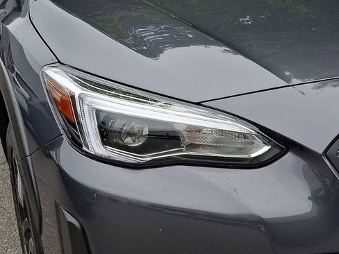 Used 2023 Subaru Crosstrek 2.5i Limited AWD/4WD image 9