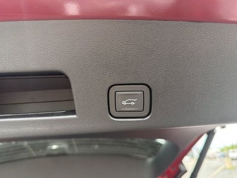 New 2026 Chevrolet Traverse LT w/ Driver Confidence Package AWD/4WD image 36