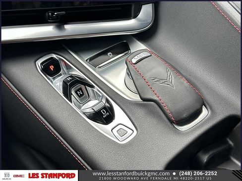 Used 2021 Chevrolet Corvette Stingray Coupe w/ Z51 Performance Package RWD image 29