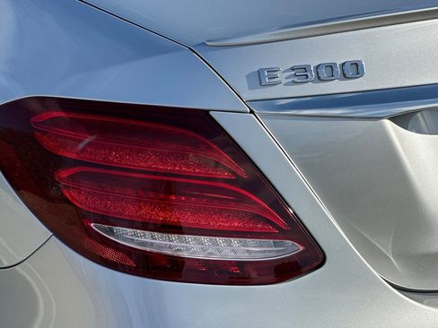 Used 2018 Mercedes-Benz E 300 E 300 image 13