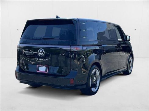New 2025 Volkswagen ID. Buzz Pro S Plus image 5