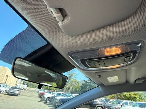 Used 2026 Hyundai Elantra SE FWD image 39