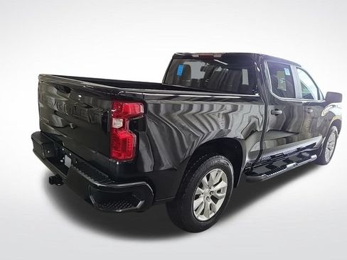 Used 2024 Chevrolet Silverado 1500 Custom AWD/4WD image 2