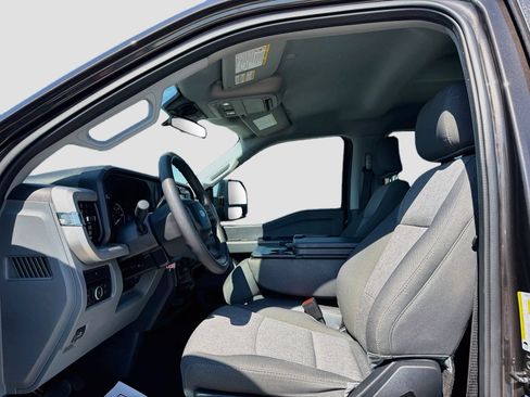 Used 2024 Ford F250 XL w/ STX Appearance Package AWD/4WD image 21