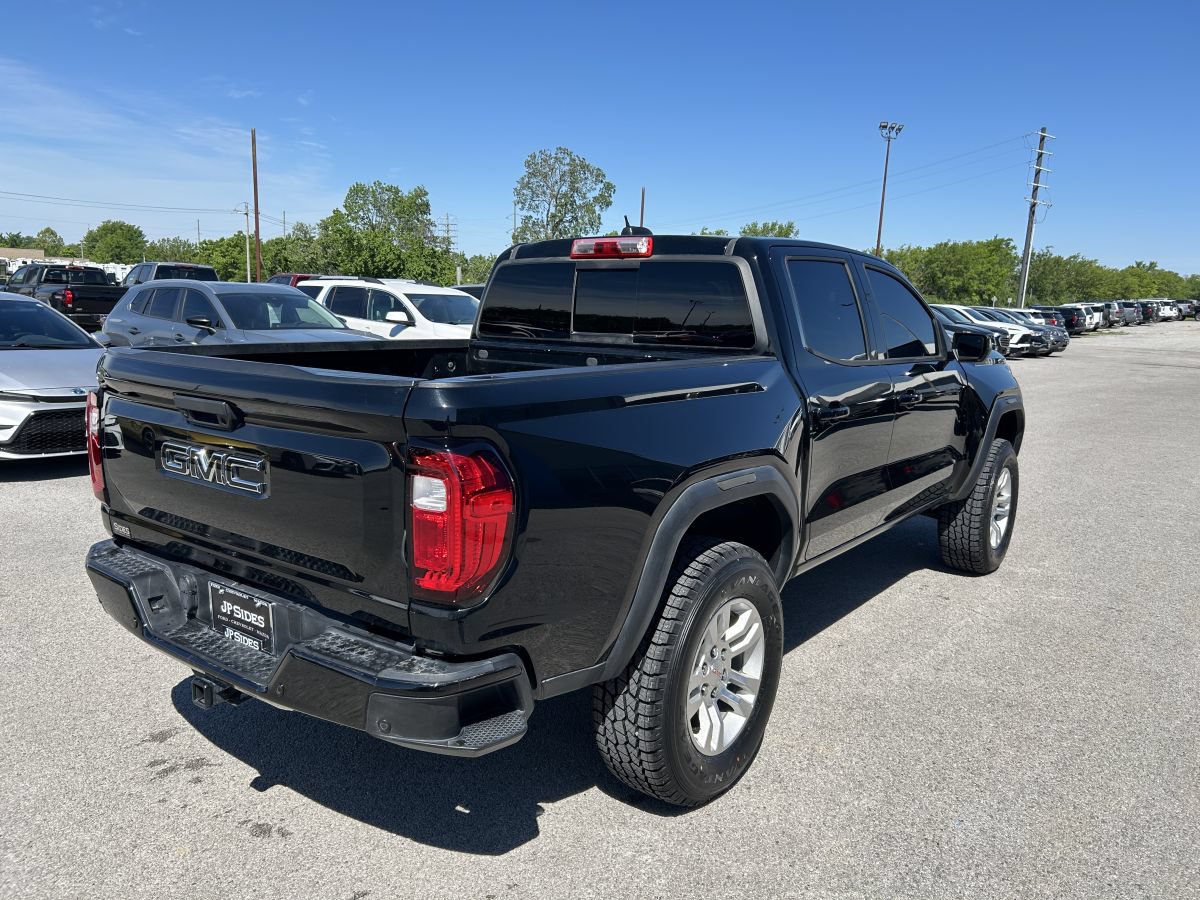 Used 2023 GMC Canyon Elevation w/ Elevation Premium Package AWD/4WD image 5