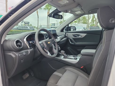 Used 2024 Chevrolet Blazer LT w/ Convenience Package image 9