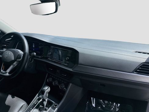Used 2023 Volkswagen Jetta SE w/ Panoramic Sunroof Package FWD image 31