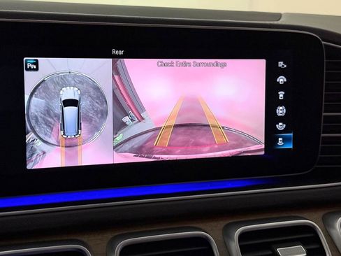 Used 2020 Mercedes-Benz GLS 450 4MATIC image 34