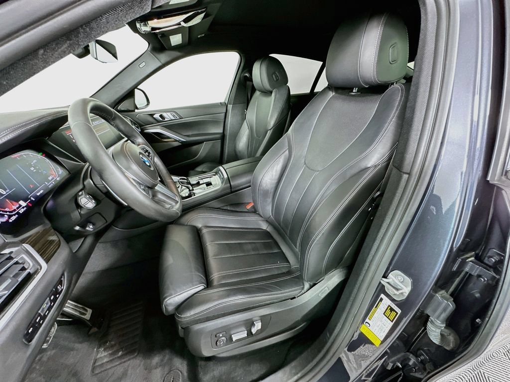 Used 2020 BMW X6 sDrive40i w/ M Sport Package RWD image 21