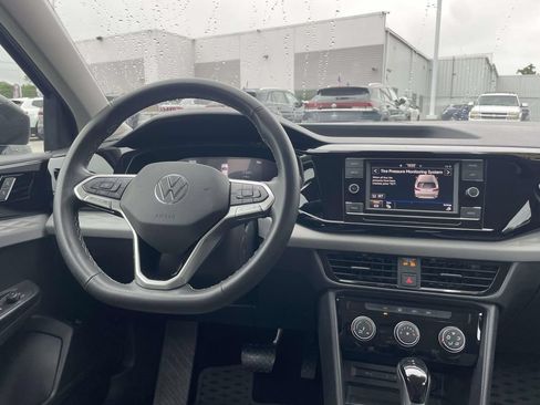 Certified 2024 Volkswagen Taos S FWD image 16