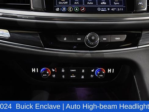 Used 2024 Buick Enclave Premium image 20