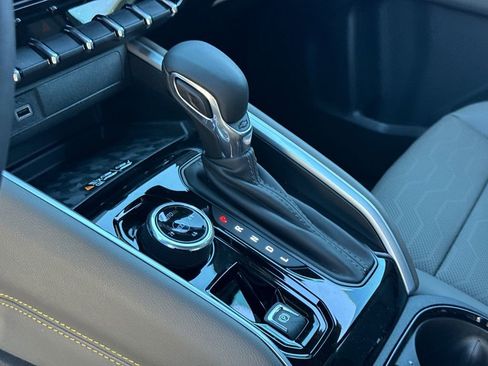 New 2026 Chevrolet Colorado ZR2 w/ Technology Package image 16