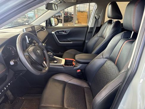 Used 2023 Toyota RAV4 Adventure w/ Convenience Package AWD/4WD image 13