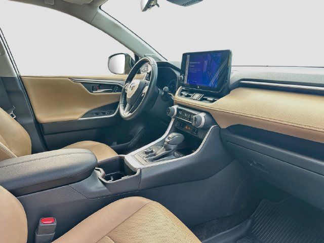 Used 2024 Toyota RAV4 Limited w/ Advanced Technology Package AWD/4WD image 30