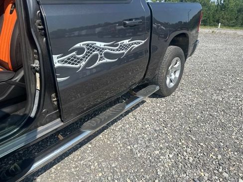 Used 2021 RAM 1500 Big Horn RWD image 9