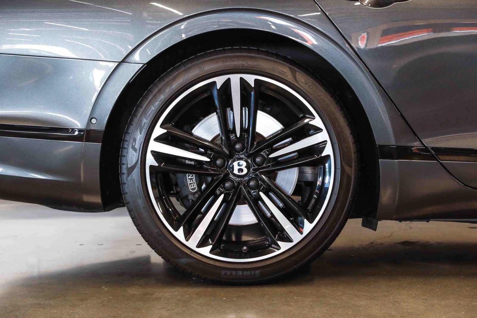 Used 2021 Bentley Flying Spur W12 AWD/4WD image 16