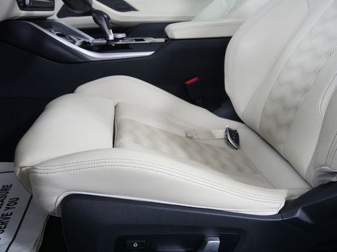 Used 2023 BMW M4 xDrive Competition image 16