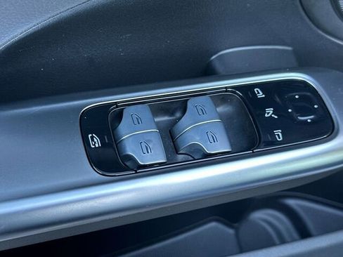 Certified 2025 Mercedes-Benz C 300 Sedan image 14