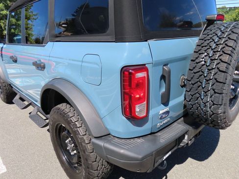 Used 2023 Ford Bronco Black Diamond image 12