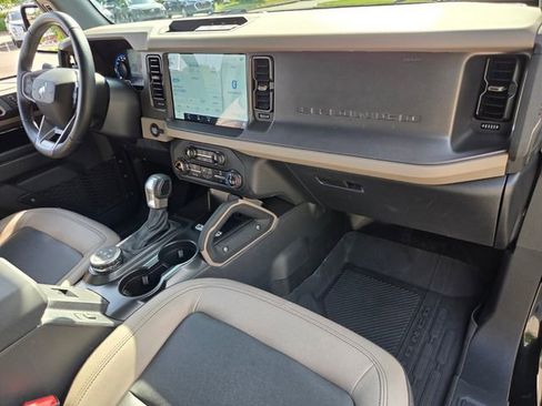 Used 2024 Ford Bronco Big Bend AWD/4WD image 14