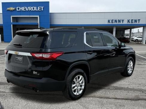 Used 2021 Chevrolet Traverse LT FWD image 4