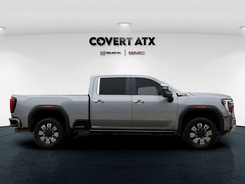Used 2024 GMC Sierra 2500 Denali w/ Denali Reserve Package AWD/4WD image 8