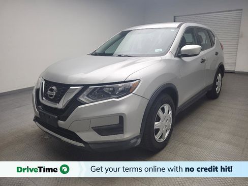Used 2017 Nissan Rogue S FWD image 1