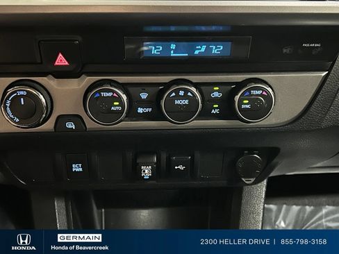Used 2022 Toyota Tacoma SR5 AWD/4WD image 24